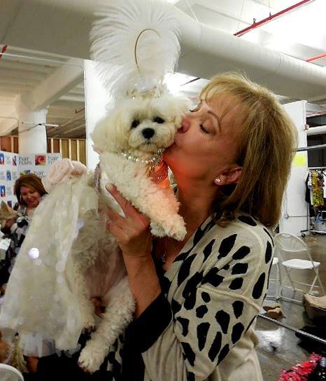 My Mommy is always Kissing Me!